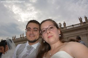 Innamorati in Viaggio, Rinnovo voti in Vaticano 1