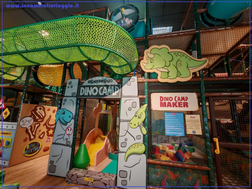 Ingresso al parco giochi coperto del Veneto