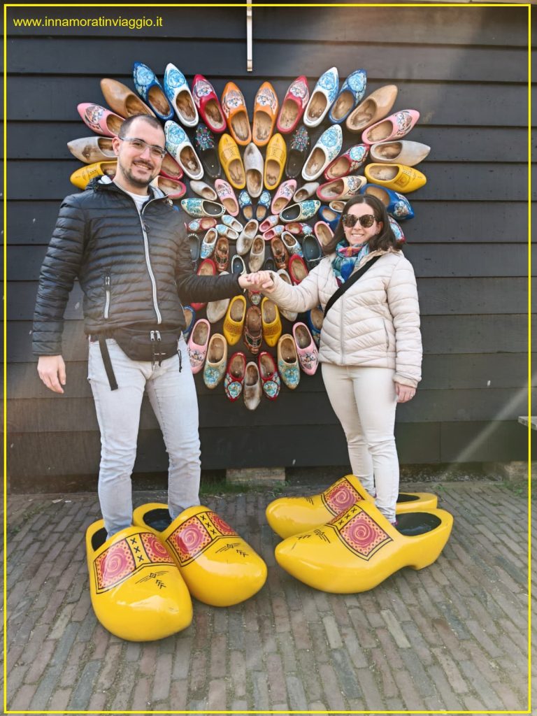 Zaanse Schans. campagna olandese con i bambini