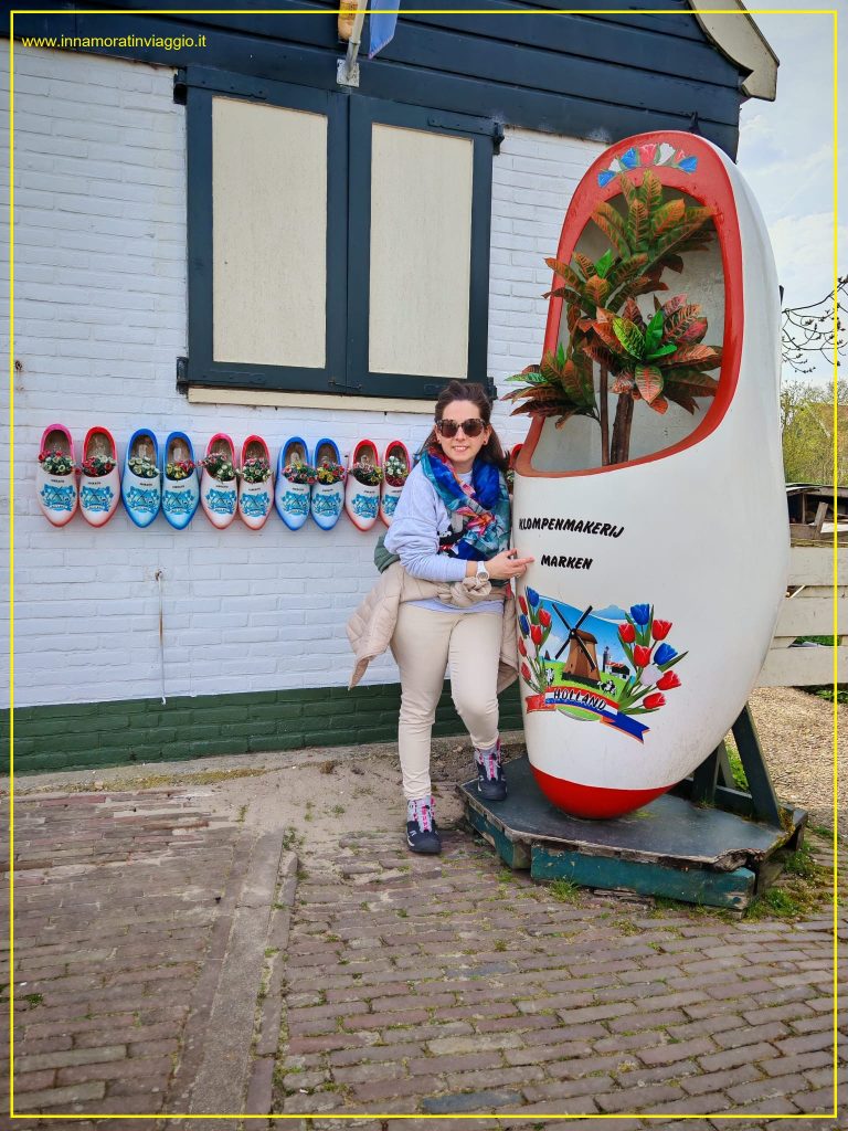 Marken: la campagna olandese con i bambini