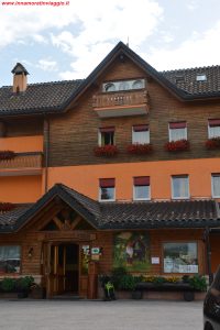Villaggio degli gnomi, Asiago, innamorati in Viaggio 17
