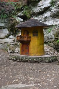 Villaggio degli gnomi, Asiago, innamorati in Viaggio 14