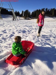 Innamorati in viaggio, montagna inverno bambini veneto, 3